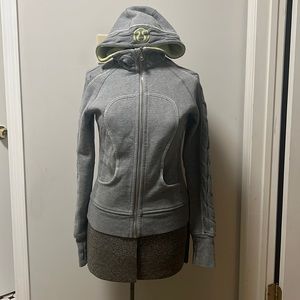 Lululemon cable sweater inset full zip hoodie. Light grey with lime interior.